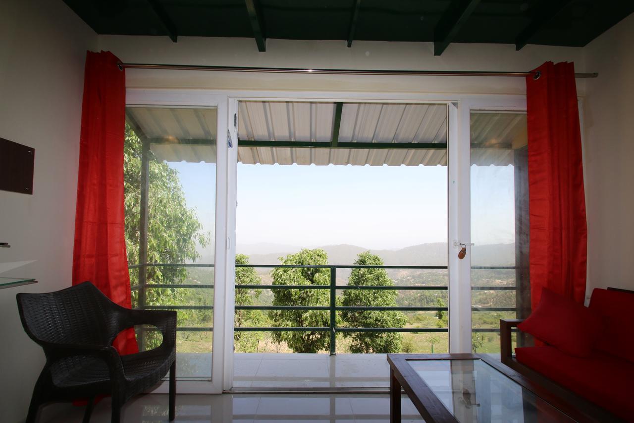 Nest And Hives Motiapathar/Mukteshwar Hotel Bagian luar foto
