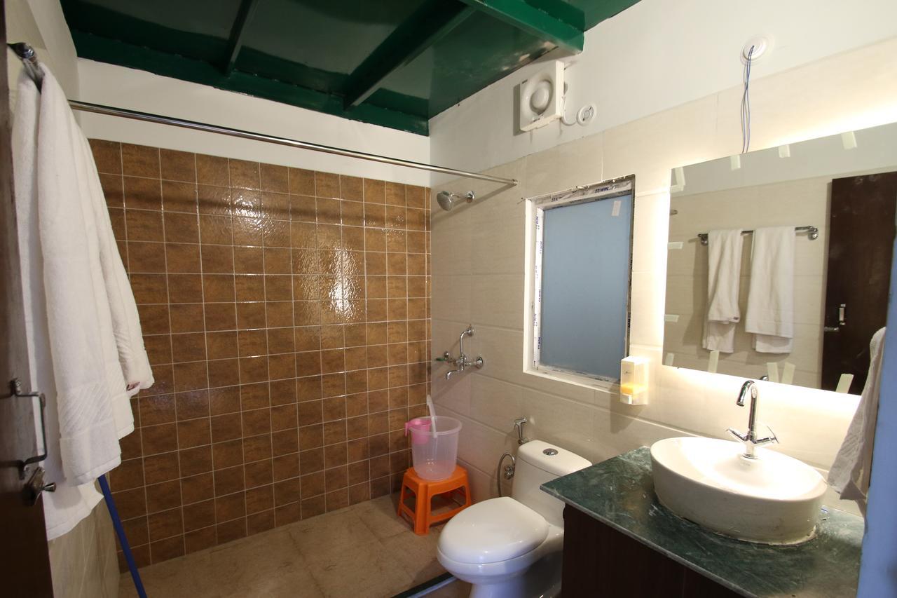 Nest And Hives Motiapathar/Mukteshwar Hotel Bagian luar foto
