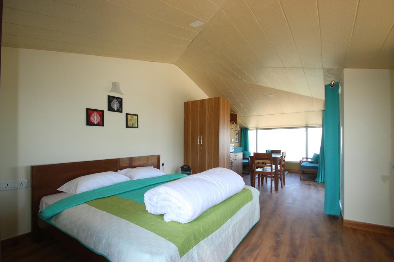 Nest And Hives Motiapathar/Mukteshwar Hotel Bagian luar foto