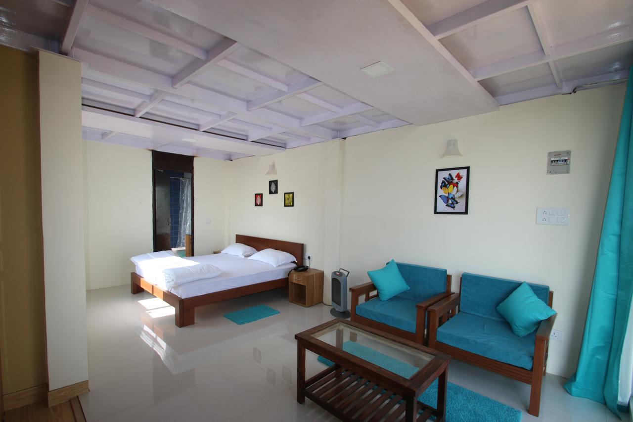 Nest And Hives Motiapathar/Mukteshwar Hotel Bagian luar foto